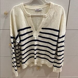 Vineyard Vines Cream and Navy V-Neck Sweater